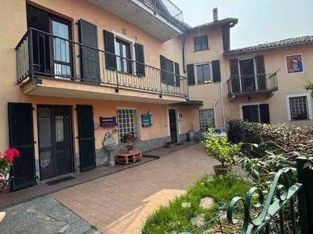 Villa Schiera in vendita a Piemonte, Novara