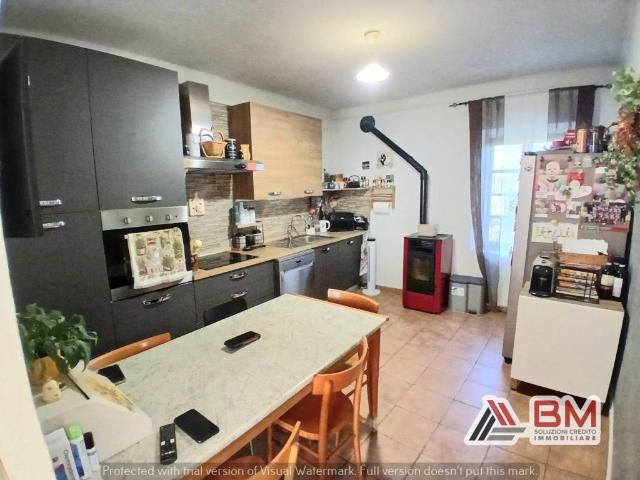 Villa Schiera in vendita a Borgonuovo, Vezza d'Alba