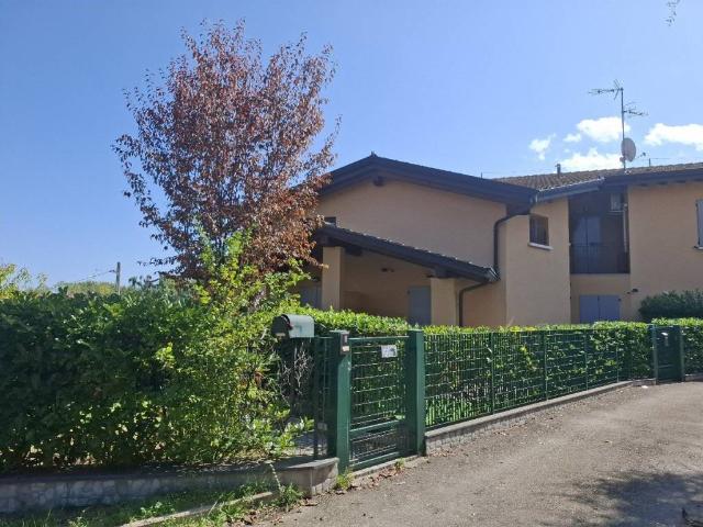 Villa Schiera in vendita a Colline Matildiche, Re