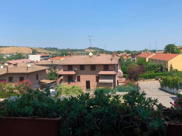 Villa Schiera in vendita a Colline Matildiche, Re