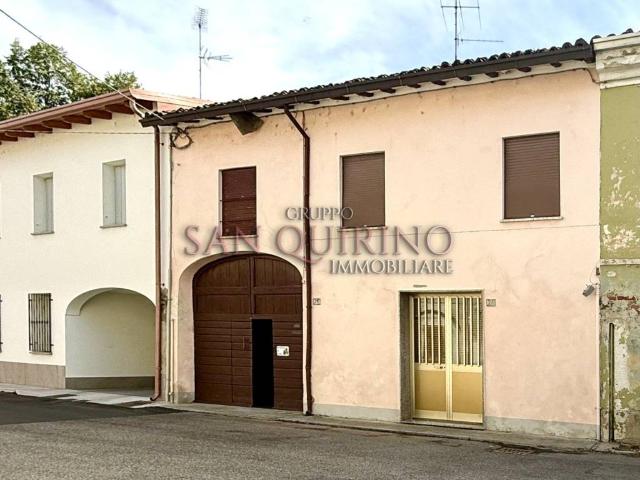 Villa Indipendente in vendita a Cogozzo, Viadana