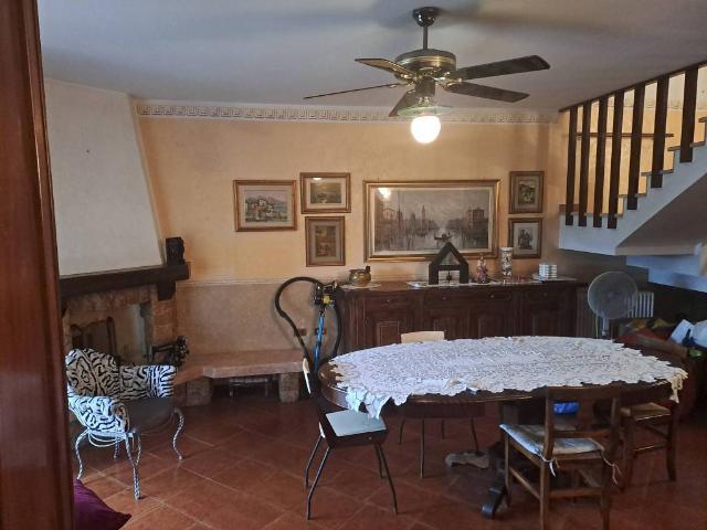 Villa Schiera in vendita a Fenilrosso, Viadana