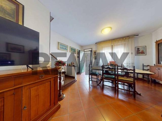 Villa Schiera in vendita a Ex Campo d'Aviazione, Viareggio