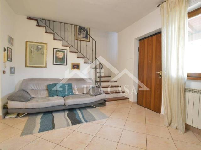 Villa Schiera in vendita a Torre del Lago Puccini, Viareggio