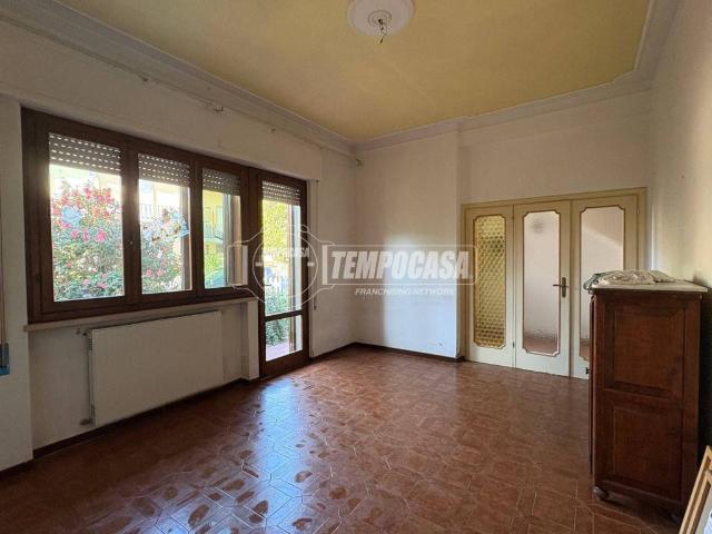 Villa Schiera in vendita a Torre del Lago Puccini, Viareggio