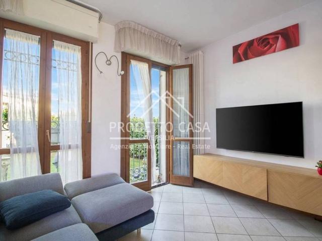 Villa Schiera in vendita a Torre del Lago Puccini, Viareggio