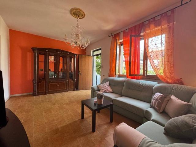 Villa Schiera in vendita a Torre del Lago Puccini, Viareggio