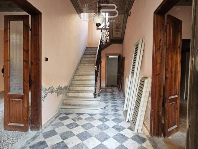 Villa Schiera in vendita a Viareggio, Toscana