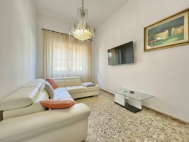 Villa Schiera in vendita a Viareggio, Toscana
