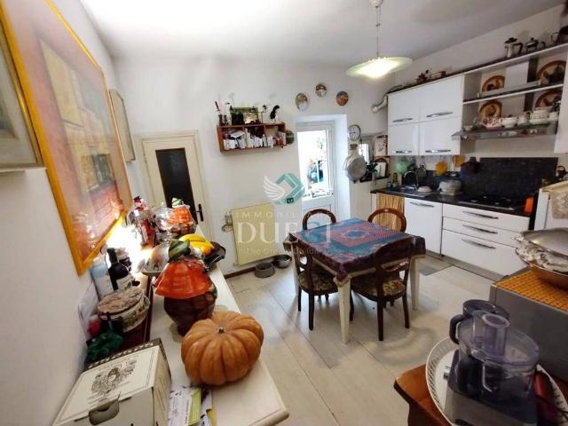 Villa Schiera in vendita a Viareggio, Toscana