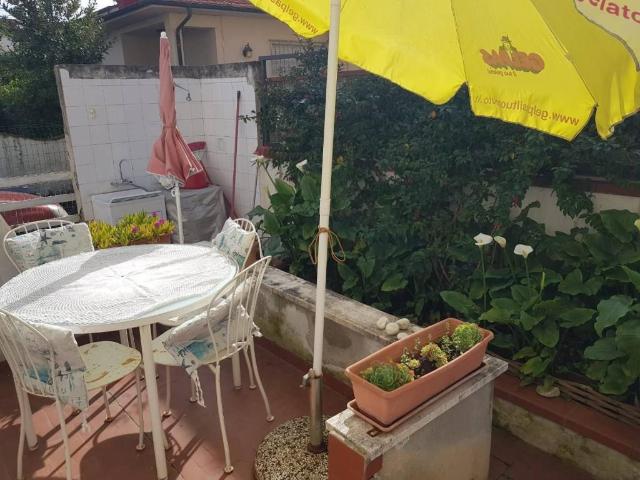 Villa Schiera in vendita a Torre del Lago Puccini, Viareggio