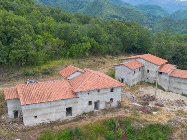 Villa Schiera in vendita a Vicchio, Toscana