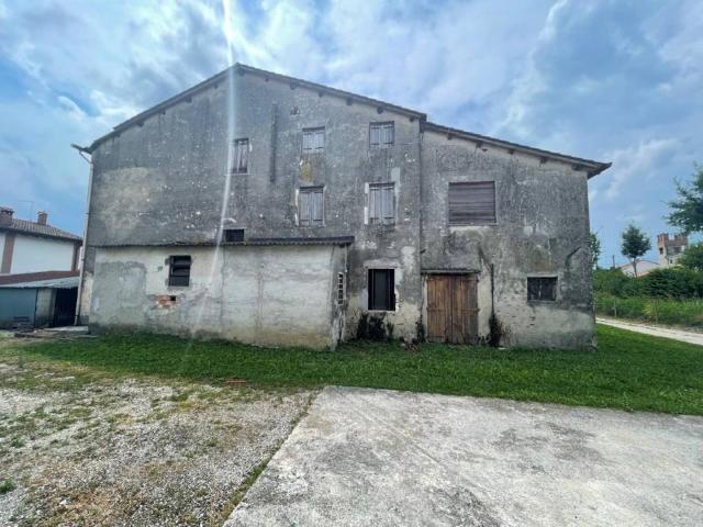 Villa Schiera in vendita a Vicenza, Veneto