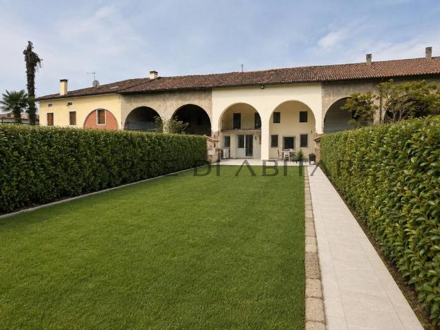 Villa Schiera in vendita a Bertesinella, Vicenza