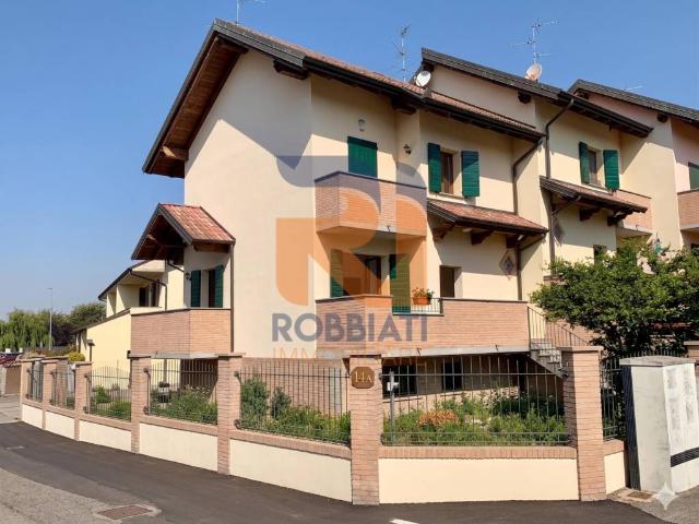 Villa Schiera in vendita a Vidigulfo, Lombardia