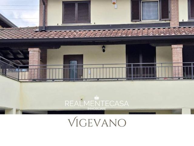 Villa Schiera in vendita a Cascina Aguzzafame, Vigevano