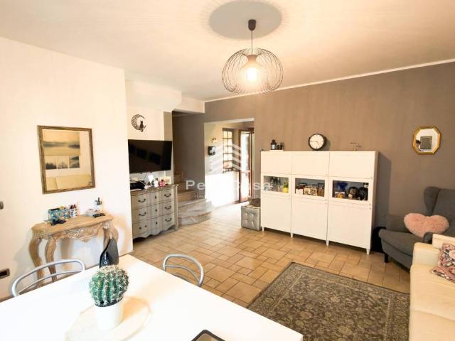 Villa Schiera in vendita a Piccolini, Vigevano