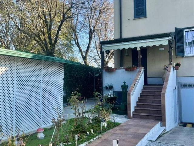 Villa Schiera in vendita a Vignate, Lombardia