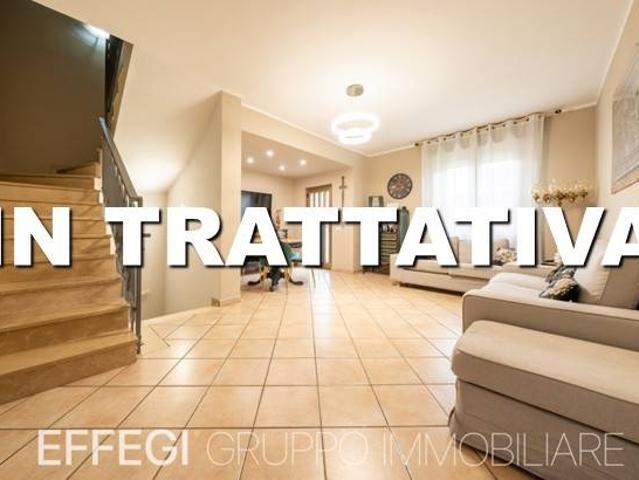 Villa Schiera in vendita a Vignate, Lombardia