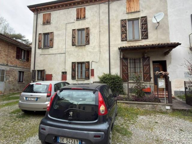 Villa Schiera in vendita a Vigolzone, Reggio Emilia
