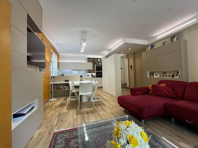 Villa Schiera in vendita a Villa d'Ogna, Bergamo