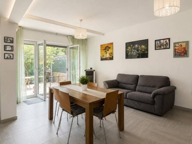 Villa Schiera in vendita a Civello, Villa Guardia