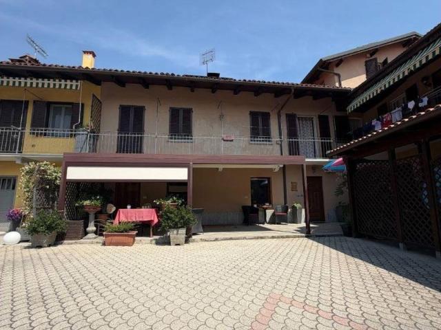 Villa Schiera in vendita a Piemonte, Cuneo
