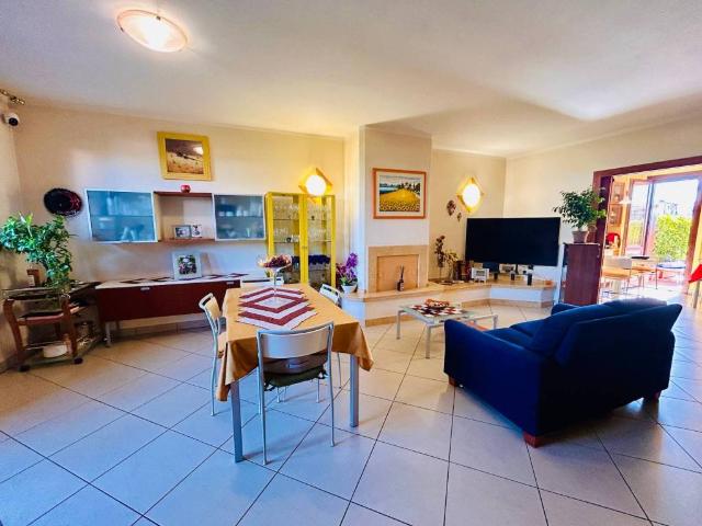 Villa Schiera in vendita a Siena, Villafranca di Verona