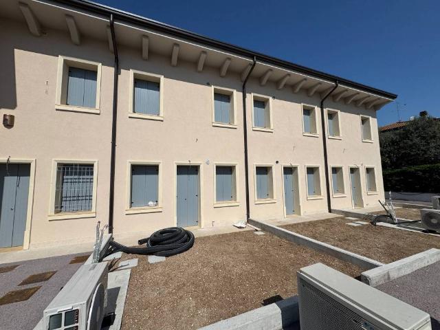 Villa Schiera in vendita a Villafranca Di Verona, Veneto