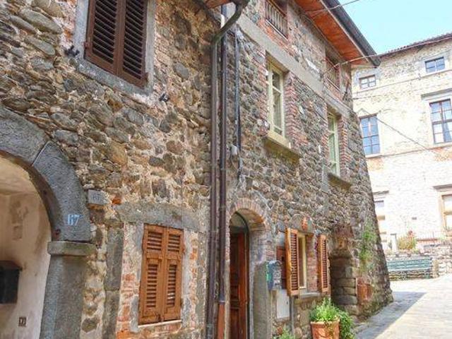 Villa Schiera in vendita a Unione di comuni Montana Lunigiana, Villafranca In Lunigiana