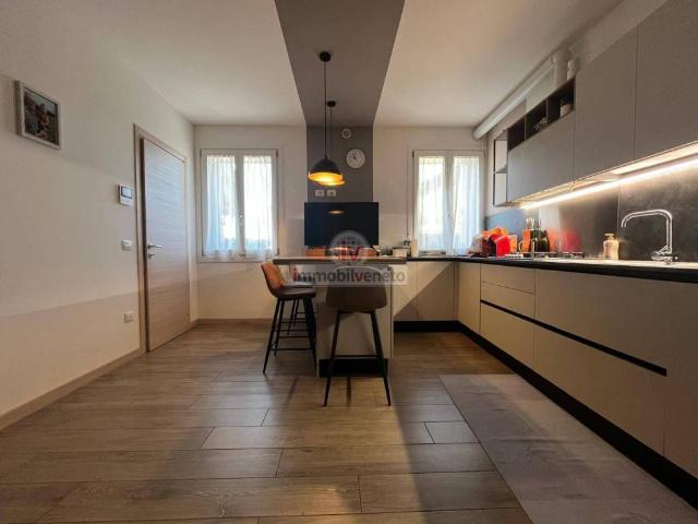Villa Schiera in vendita a Villaga, Veneto