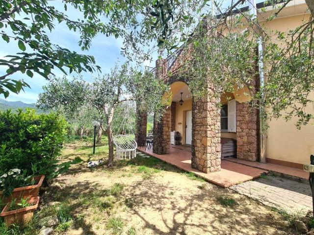 Villa Schiera in vendita a Villanova D'albenga, Liguria