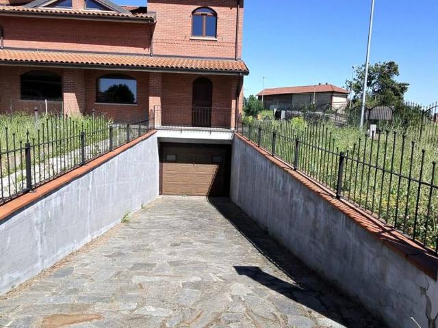 Villa Schiera in vendita a Piemonte, Asti
