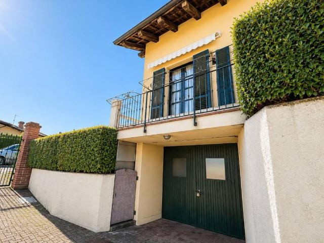 Villa Schiera in vendita a Piemonte, Asti