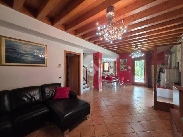 Villa Schiera in vendita a Villanova Di Camposanpiero, Veneto