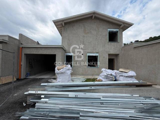 Villa Schiera in vendita a Comunità montana della Valle Sabbia, Villanuova Sul Clisi