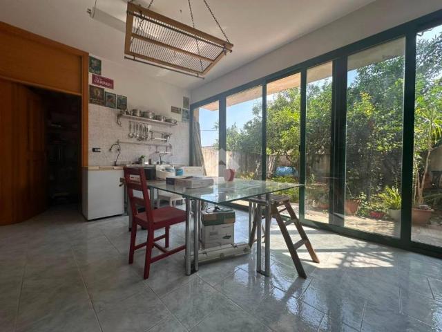Villa Schiera in vendita a Torretta-Scalzapecora (Villaricca Due), Villaricca