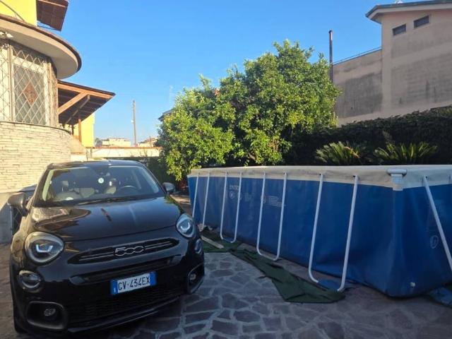 Villa Schiera in vendita a Villaricca, Napoli