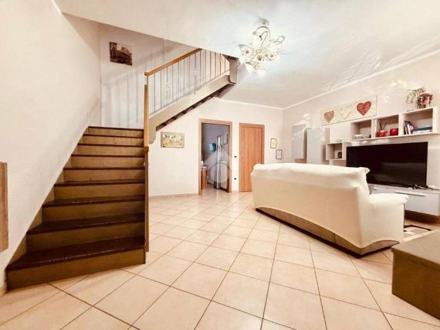 Villa Schiera in vendita a Villaricca, Campania