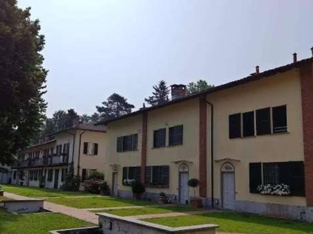 Villa Schiera in vendita a Sant'Alessandro, Villasanta