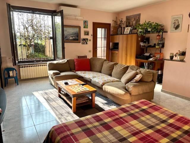 Villa Schiera in vendita a Vimercate, Lombardia