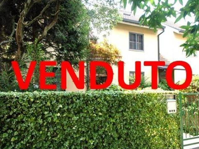 Villa Schiera in vendita a Oreno, Vimercate