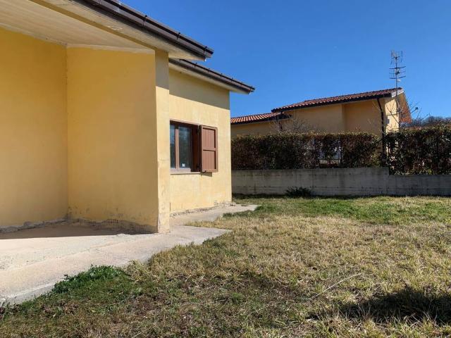 Villa Schiera in vendita a Vinchiaturo, Molise