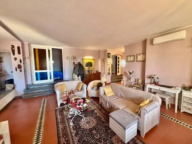 Villa Schiera in vendita a Unione dei Comuni Circondario dell'Empolese Valdelsa, Vinci