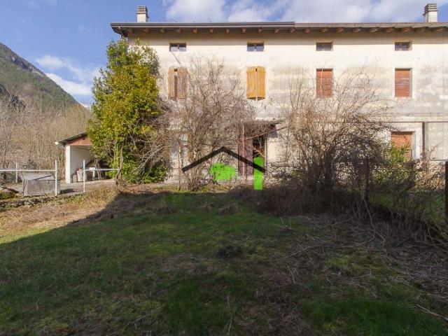 Villa Schiera in vendita a Vito D'asio, Friuli-Venezia Giulia