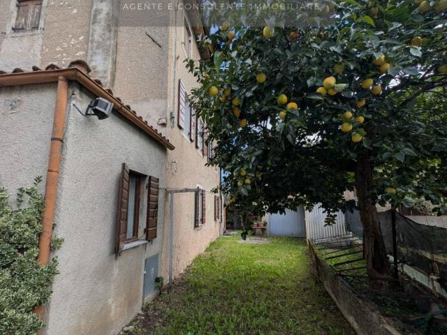 Villa Schiera in vendita a Savassa, Vittorio Veneto