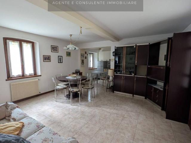 Villa Schiera in vendita a Savassa, Vittorio Veneto