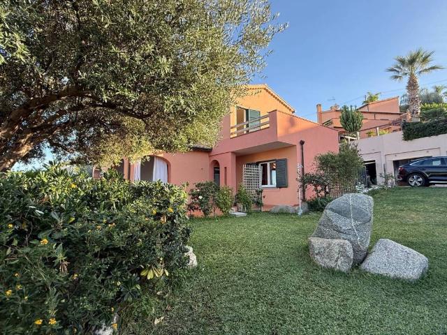 Villa Schiera in vendita a Calabria, Vibo Valentia