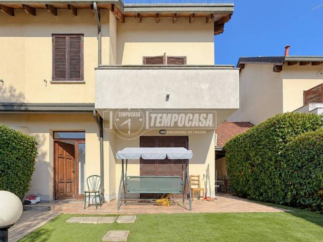 Villa Schiera in vendita a Zelo Buon Persico, Lombardia