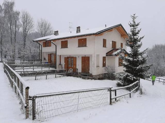 Villa Schiera in vendita a Zerba, Reggio Emilia